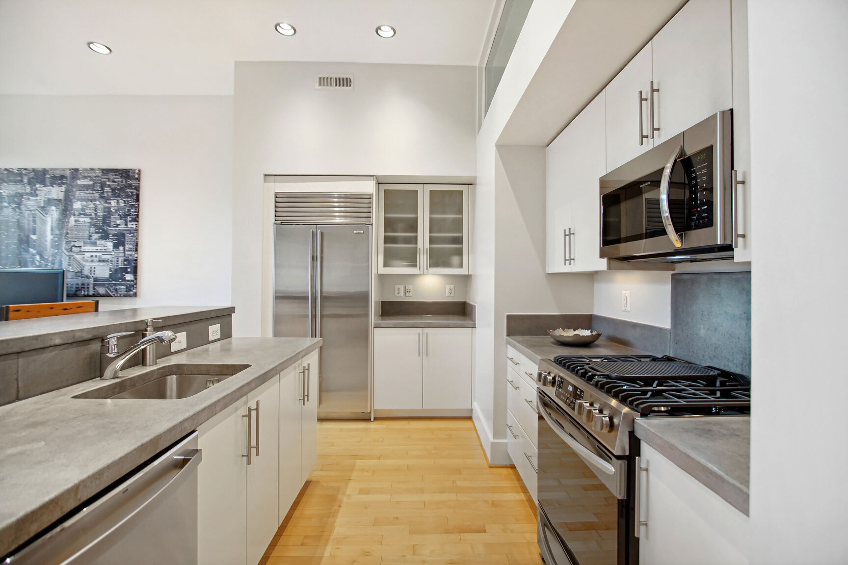 Building Photo - 2117 10th St NW