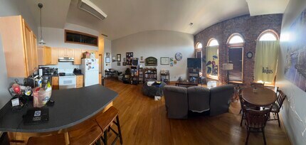 Building Photo - 35 S Monroe St