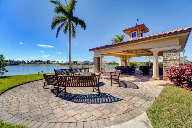 Building Photo - 10295 SW Indian Lilac Trail