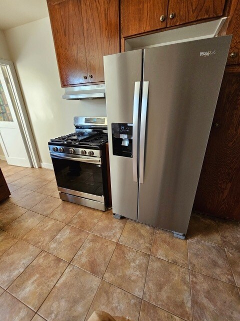 Building Photo - 367 Burchett St
