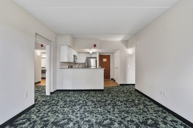 Building Photo - 233 Lowe Dr