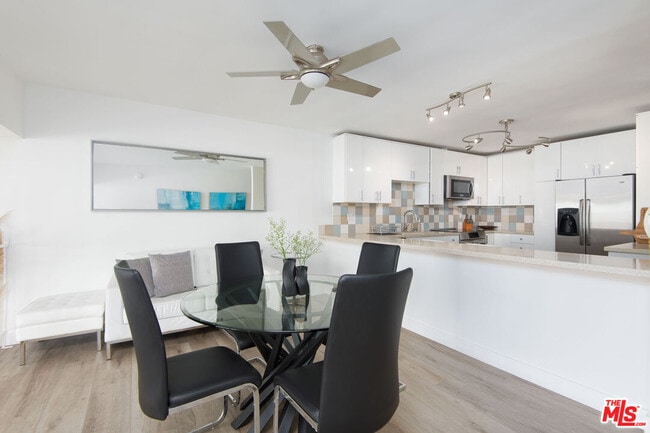 Building Photo - 18063 W Coastline Dr