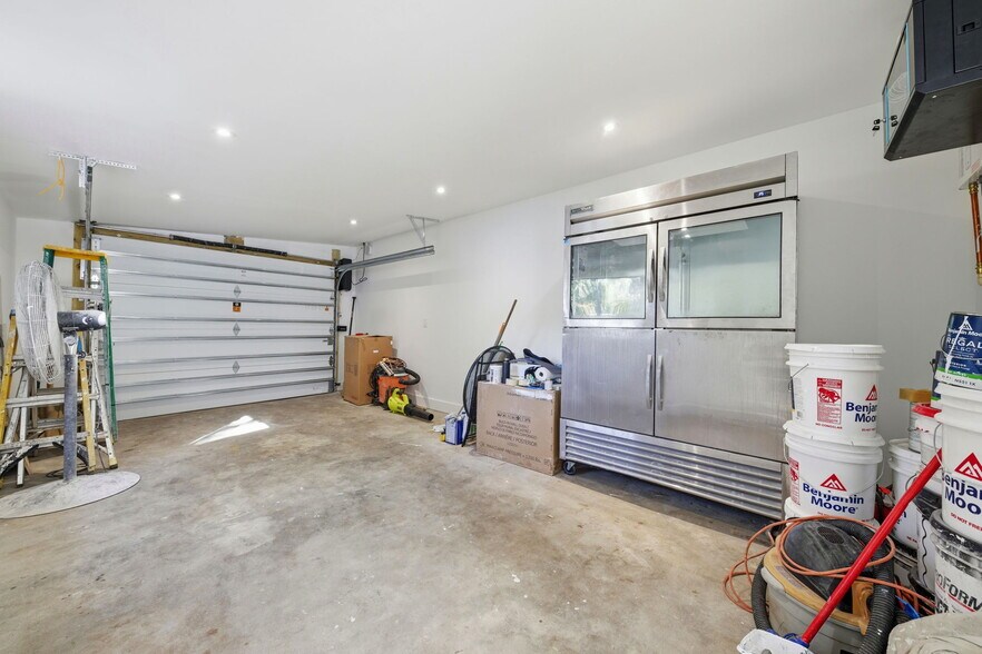 Building Photo - 8800 SW 118th St