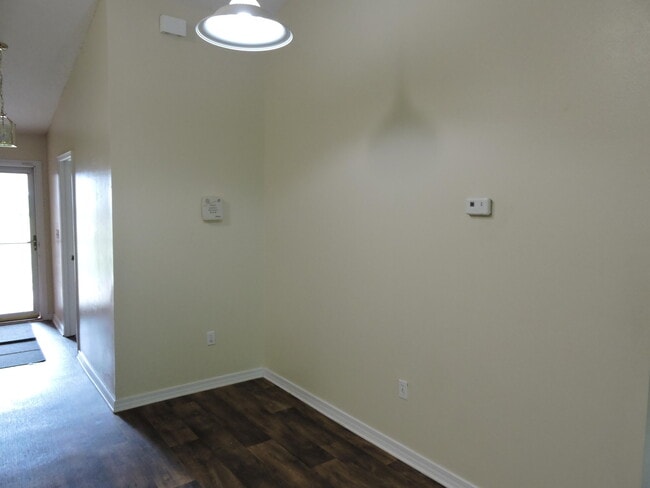 Building Photo - 178 Cabana Way