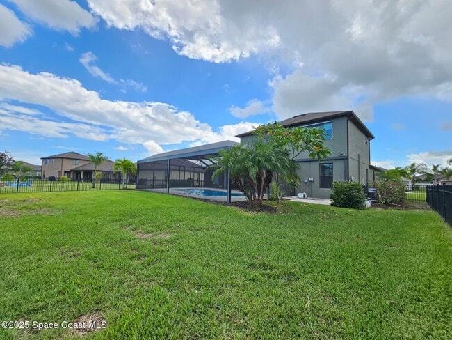 Building Photo - 3820 Watergrass St