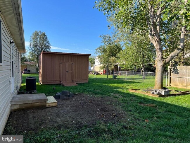 Building Photo - 162 S Marshall St