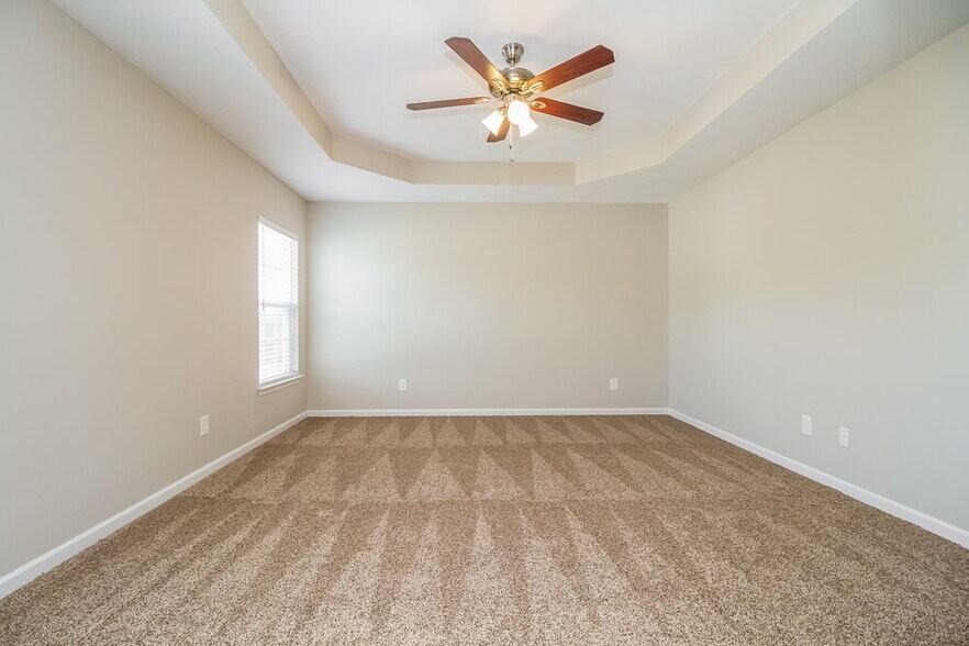 Building Photo - 620 Easy Goer Way