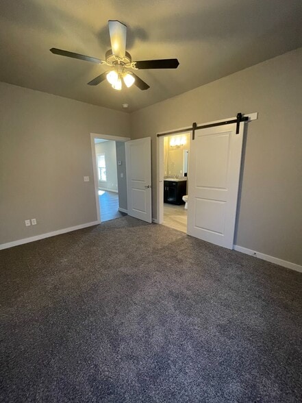 Building Photo - 3225 W Sexton St