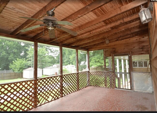 Building Photo - 1495 Haynes Ct SW