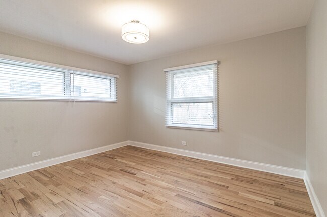 Building Photo - 1240 Warrington Rd