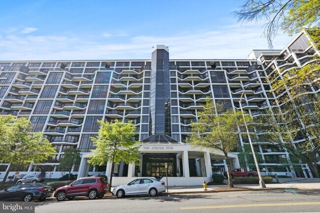 Building Photo - 1530 Key Blvd