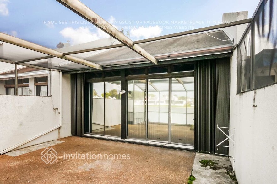 Building Photo - 1314 SW 131st Pl Cir E