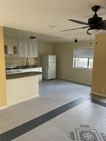 Building Photo - 1073 Saint Francis Dr
