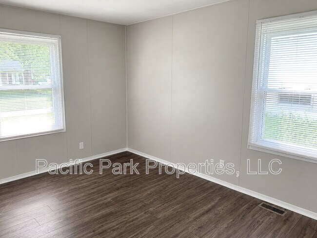 Building Photo - 2472 Sickle Rd