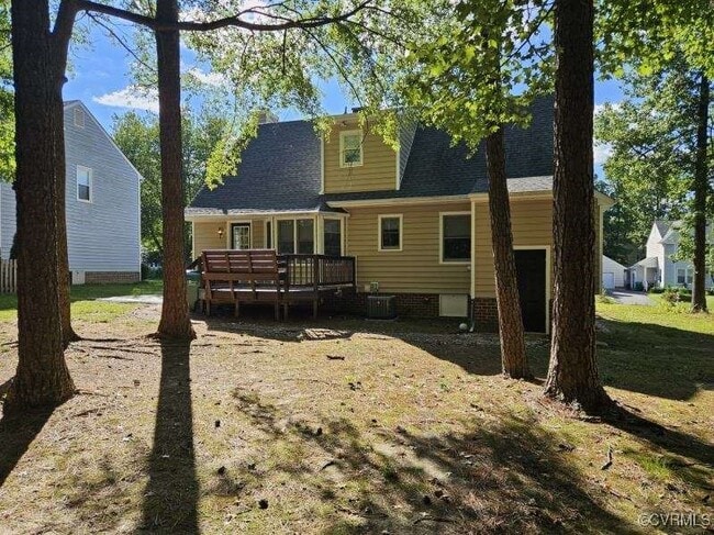 Building Photo - 4419 Fort Mchenry Pkwy