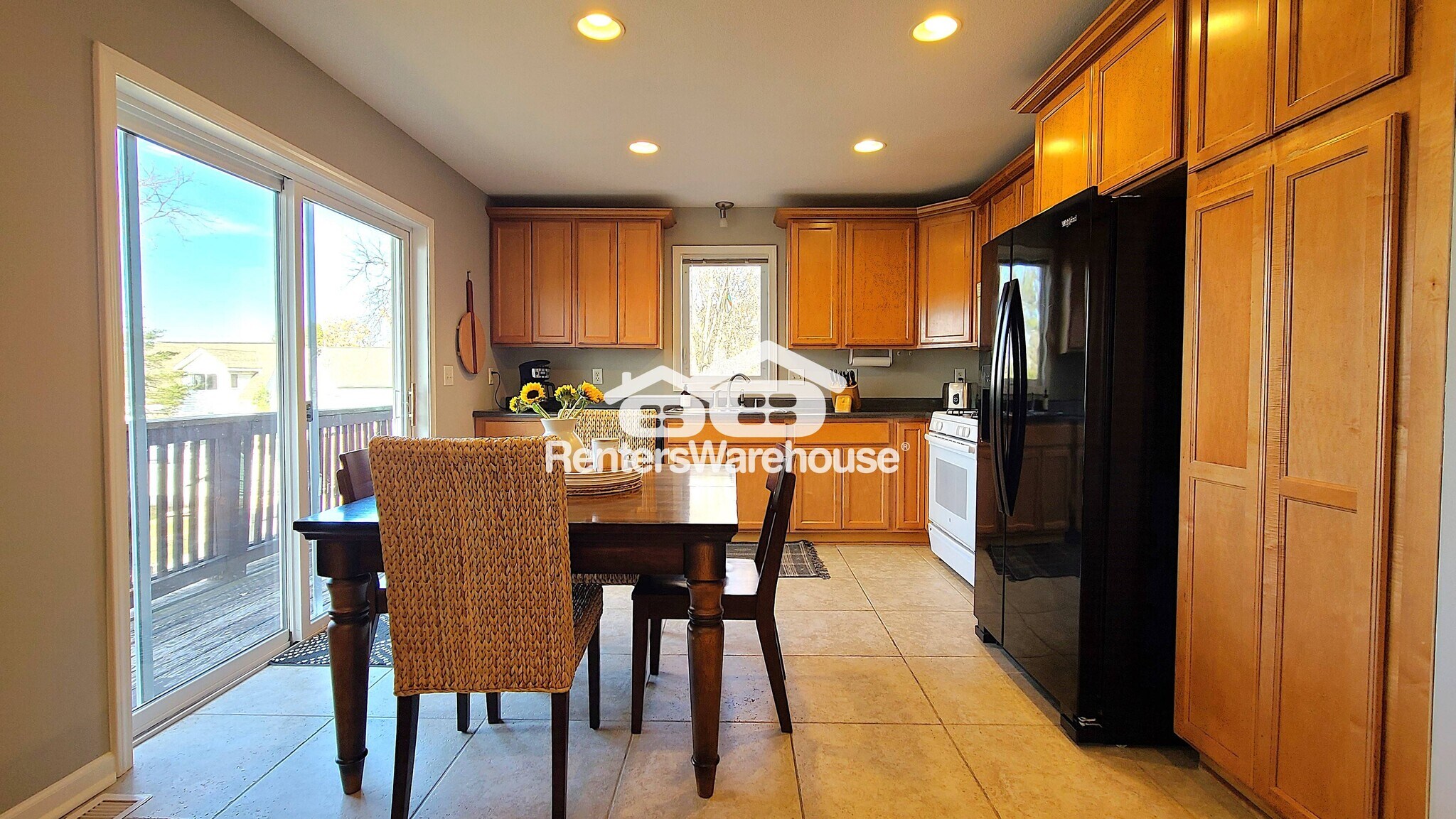 Building Photo - 319 4th St N