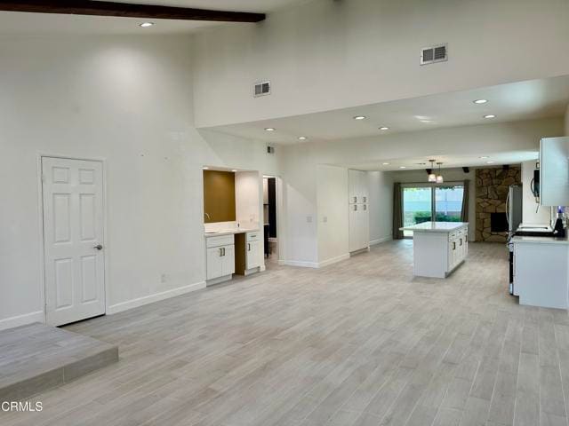 Building Photo - 20746 Schoenborn St