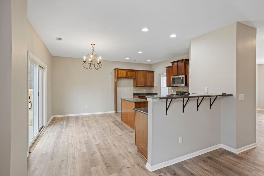 Building Photo - 26 Deckers Way