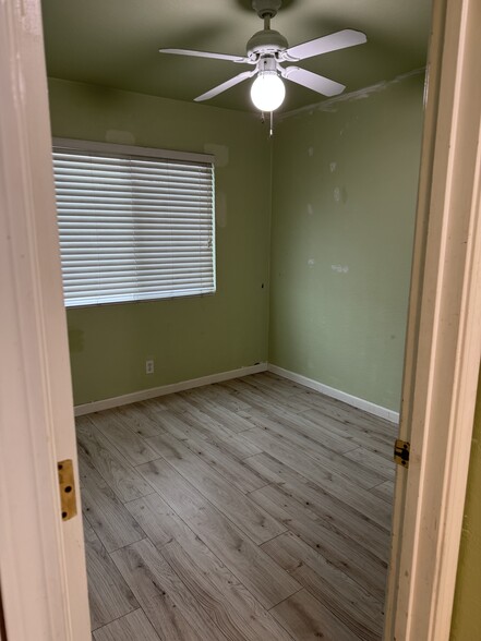 Building Photo - 852 Kellogg Ave