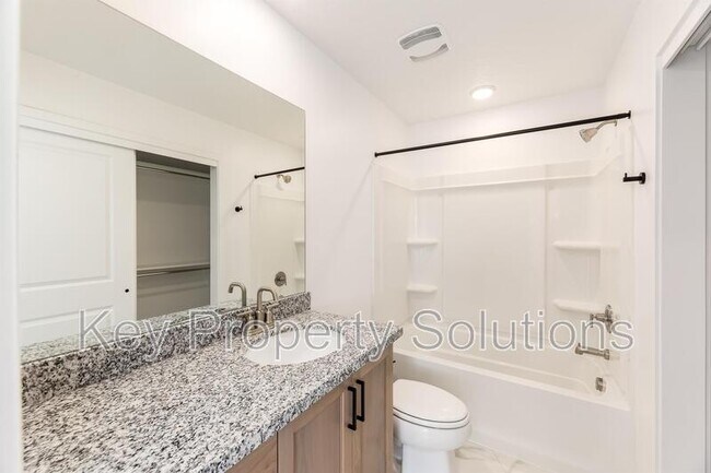 Building Photo - 4204 W Gooseneck Ct