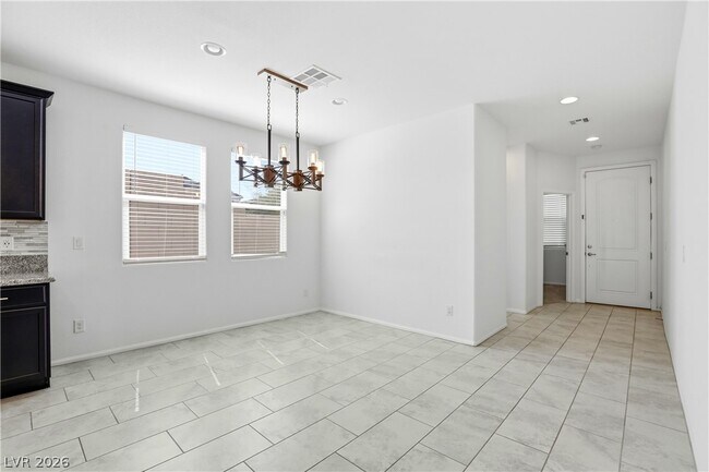 Building Photo - 2116 Rubble Ave
