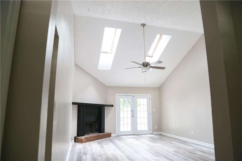 Building Photo - 5141 Farm Pl Dr NE