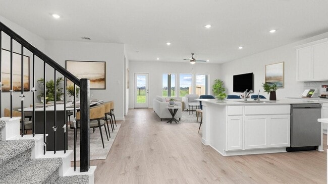 Building Photo - 4334 Camden Lakes St