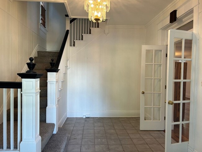 Building Photo - Charming 4-Bedroom Home in North Highland ...