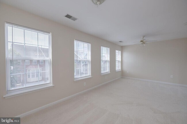 Building Photo - 6144 Cilantro Dr