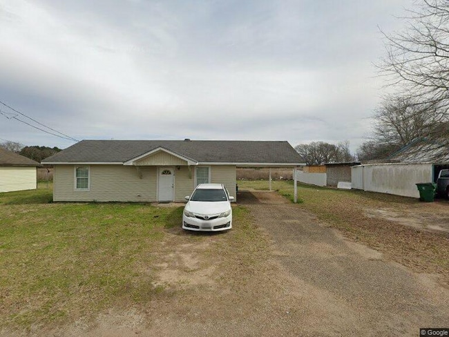 Building Photo - 110 Willow Brook Dr