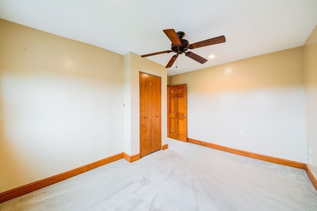 Building Photo - Stunning 3 bedroom home in Bon Air availab...