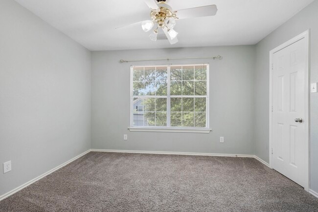 Building Photo - 98 E Stedhill Loop