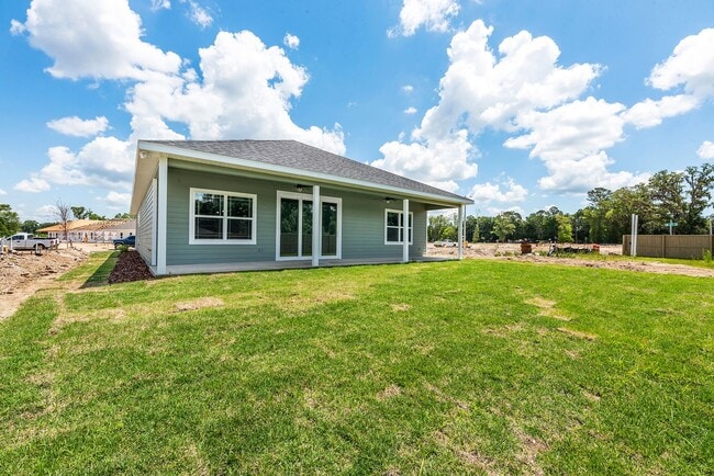 Building Photo - 3/2 Home in Grand Oaks