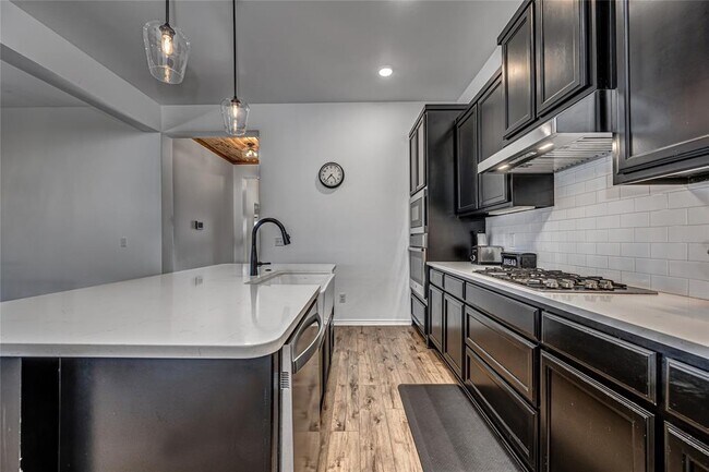 Building Photo - 8516 Gibbs Dr