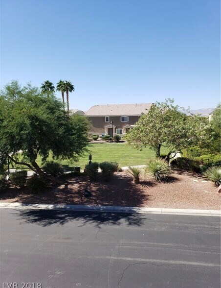 Building Photo - 3504 Glorious Iris Pl