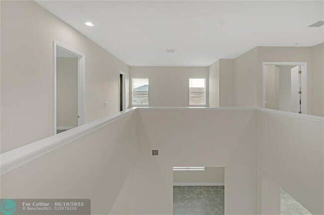 Building Photo - 14989 RedCove Pl