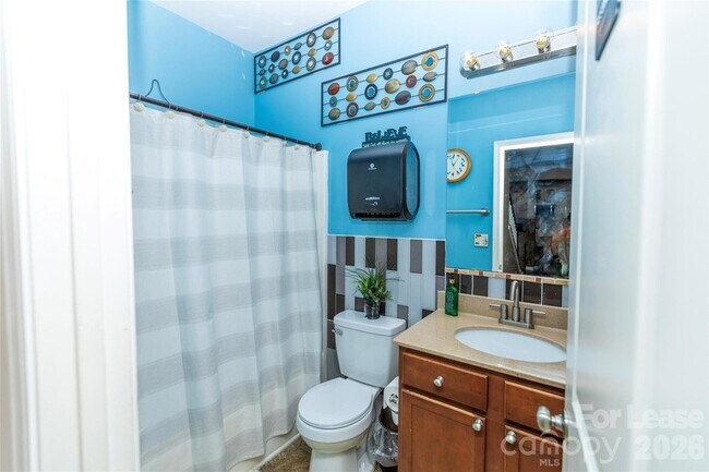Building Photo - 2922 Deep Cove Dr NW