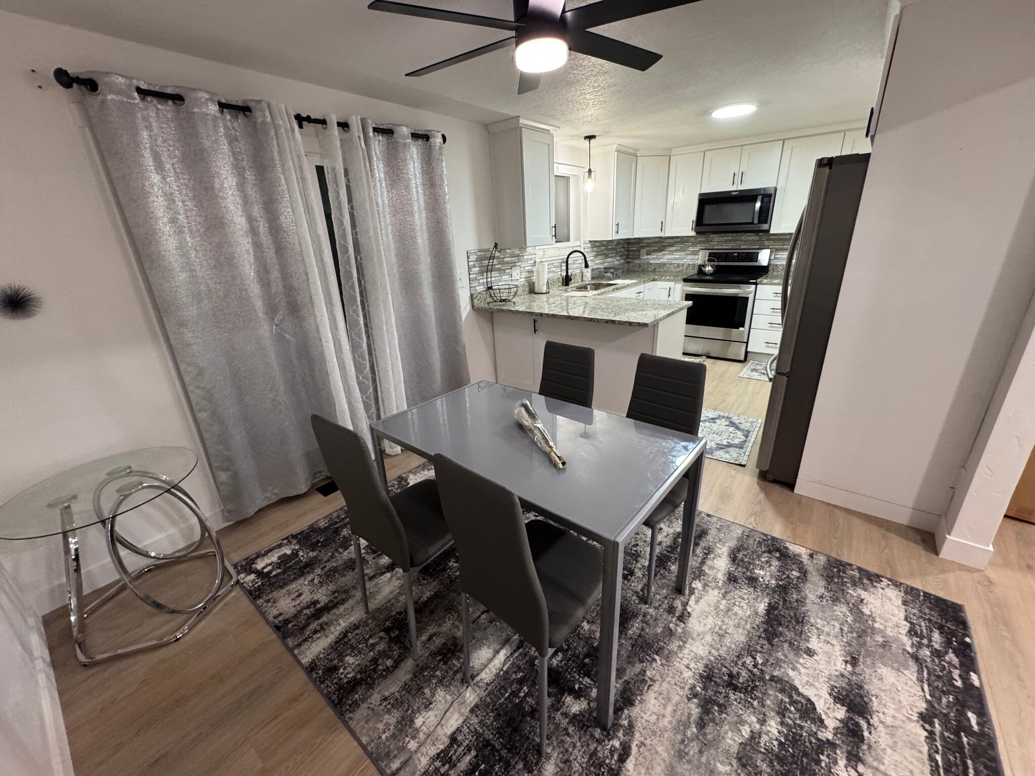 Building Photo - 10541 S Amaryllis Dr