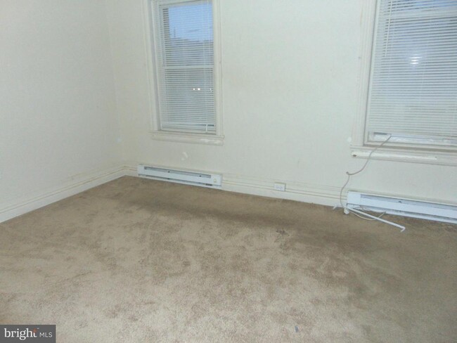 Building Photo - 10 Strode Ave