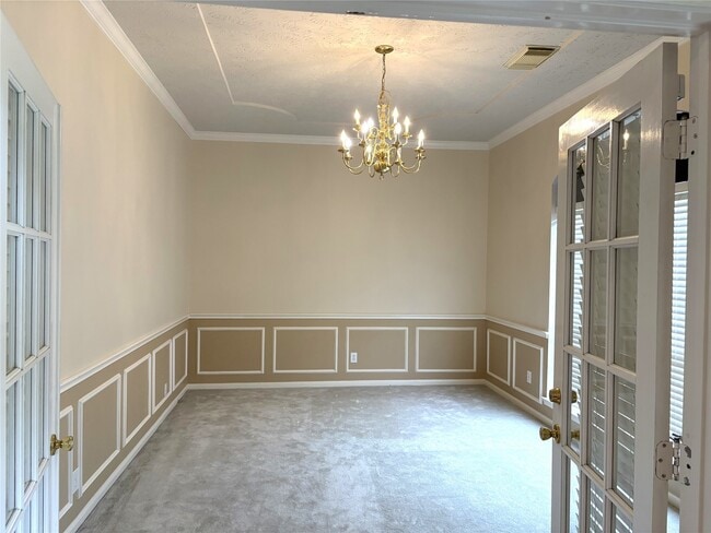 Building Photo - 3427 Lost Oak Dr