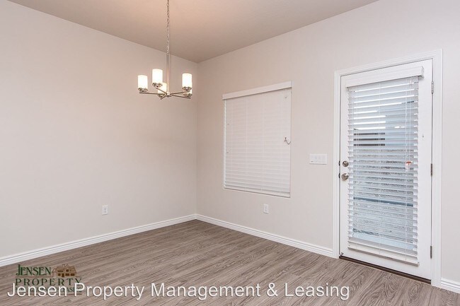 Building Photo - 3276 E Red Cedar Dr