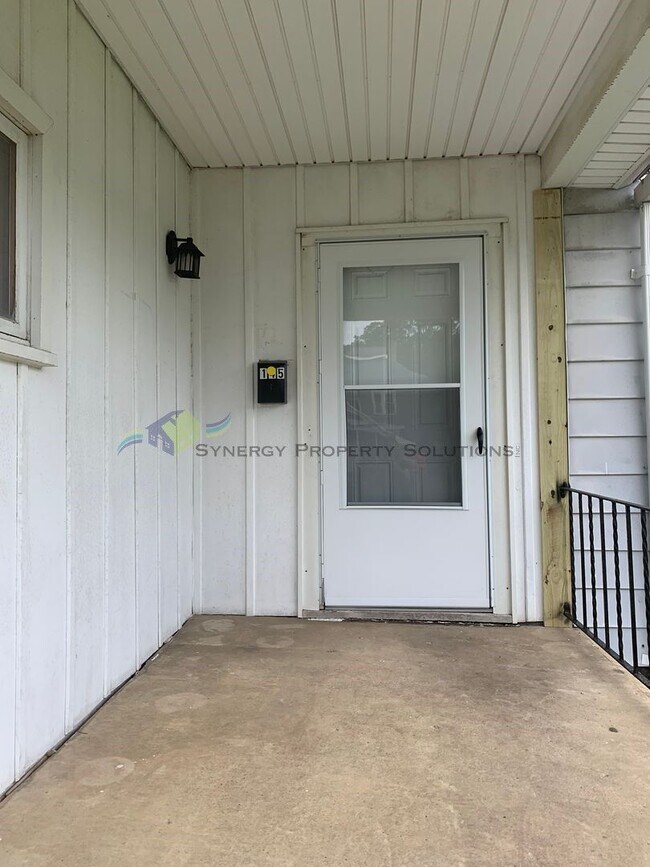 Building Photo - Sturges Ave. 143 - 145