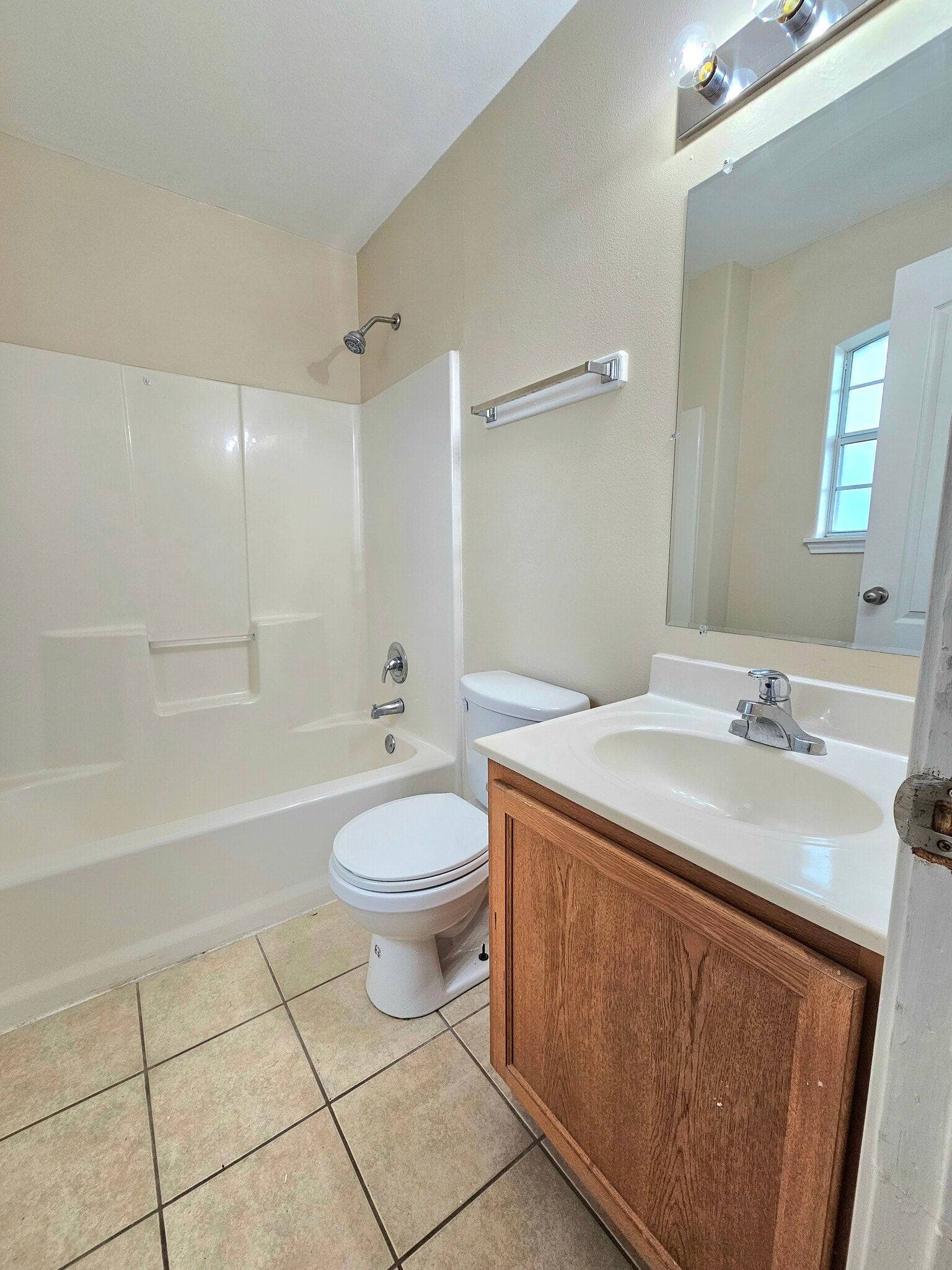 Building Photo - 3606 N Arroyo Park Ln