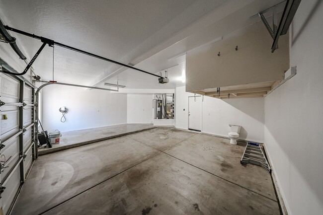 Building Photo - RV GATE! Lovely 4 bedroom, 3 bathroom home...