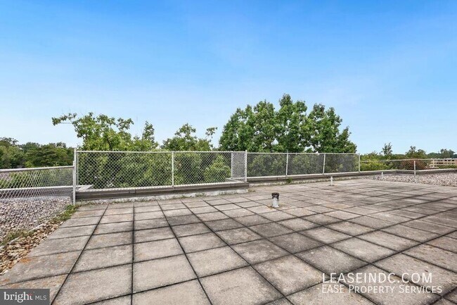 Building Photo - 5315 Connecticut Ave NW