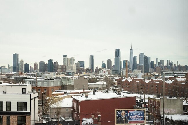 Building Photo - 424 Arlington Ave