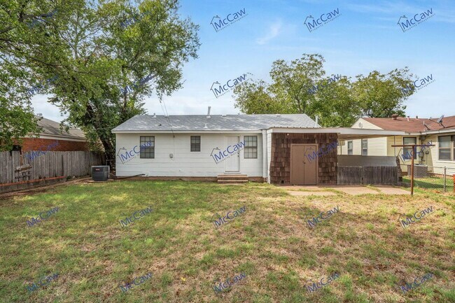 Building Photo - 4341 McCutchen Ave