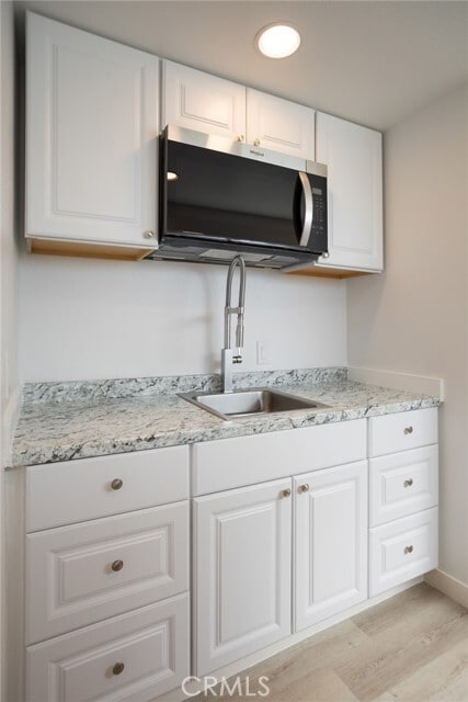 Building Photo - 11801 Rexford Rd