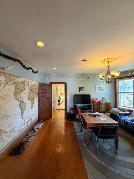 Building Photo - 3 Cambridge Ter