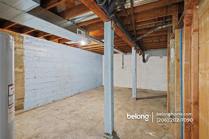Building Photo - 3820 14th Ave S